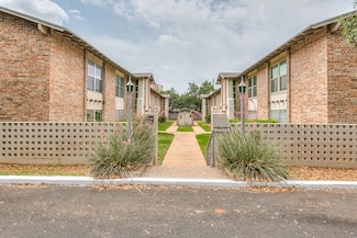 2472 University Ave, San Angelo, TX 76904