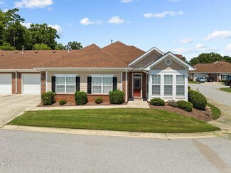 4613 Thorn Leaf Ct, Raleigh, NC 27604