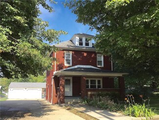 416 Woodland Ave, Farrell, PA 16121