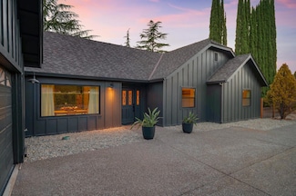 2876 Waverly Dr, Cameron Park, CA 95682
