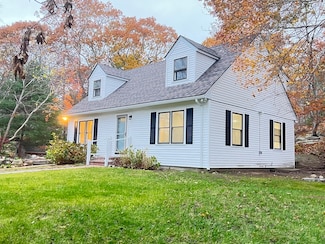 33 Highview Rd, Rockport, MA 01966
