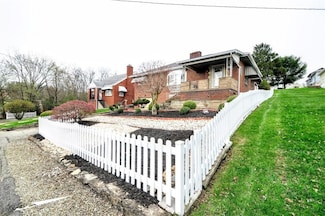65 Cort St, Washington, PA 15301