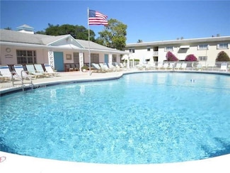 1350 N 12th Ct Unit 6B, Hollywood, FL 33019