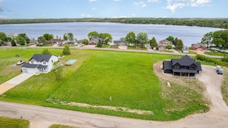 19329 Lake Volney Cir, Le Center, MN 56057