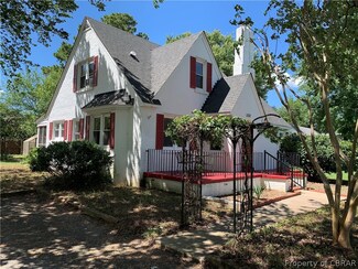 1530 Greate Rd, Gloucester Point, VA 23062