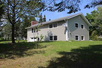 579 Buttolph Dr, Middlebury, VT 05753
