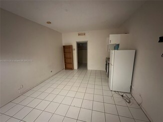 26 Diplomat Pkwy Unit 2380, Hallandale Beach, FL 33009