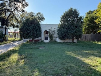 1025 S Monroe St, Hugoton, KS 67951