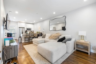 20 Grimes St Unit 1, Boston, MA 02127