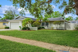 12944 98th St, Largo, FL 33773