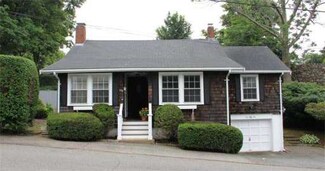 152 Mount Pleasant Ave, Gloucester, MA 01930