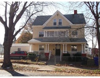 1570 Dwight St, Springfield, MA 01107