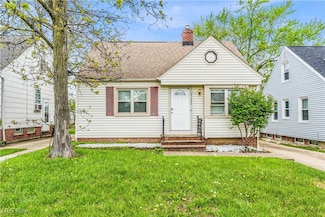 21603 Hillgrove Ave, Maple Heights, OH 44137
