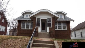 4727 N 40th St, Omaha, NE 68111