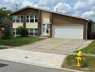 18 Barone Cir, Buffalo, NY 14225