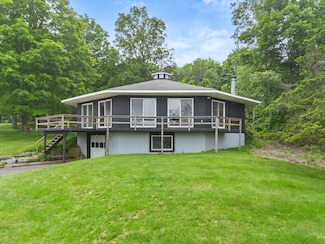 93 Cross Rd, Patterson, NY 12563