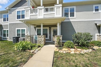 11711 S Roundtree St Unit 103, Olathe, KS 66061