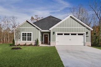 40 Magrath Cir, Bella Vista, AR 72715