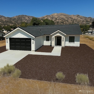 22509 Mccarthy Dr, Golden Hills, CA 93561