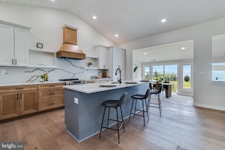 20404 Riverview Dr, Coltons Point, MD 20626