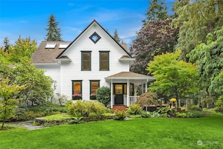10579 NE Manor Ln, Bainbridge Island, WA 98110