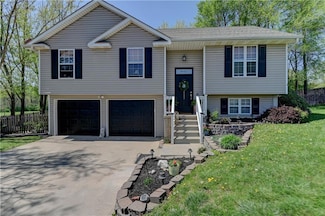 608 Castile St, Gower, MO 64454