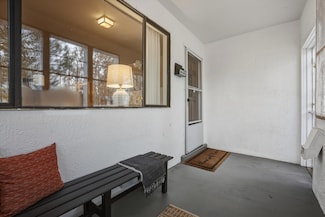 504 Hazeldine Ave SW, Albuquerque, NM 87102