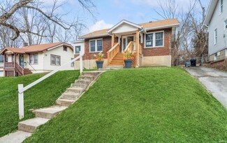 7437 Lynn Ave, Saint Louis, MO 63130