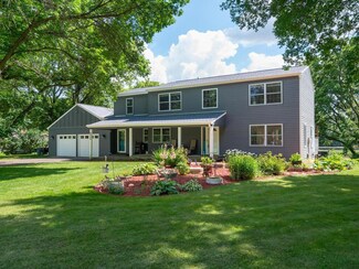 8285 Ox Yoke Cir, Maple Plain, MN 55359