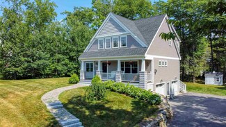 16 Point of Rocks Terrace, Stratham, NH 03885