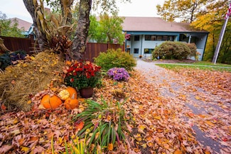 2-16 Morrill Cir, Campton, NH 03223