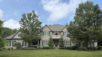 346 Erica Dr, Erie, PA 16509