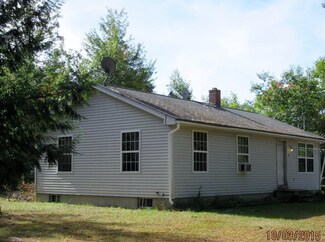 42 Pilgrim Dr, Hiram, ME 04041
