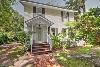 210 Campbell St, Labelle, FL 33935