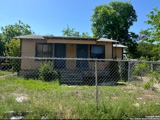 223 SW 19th St, San Antonio, TX 78207