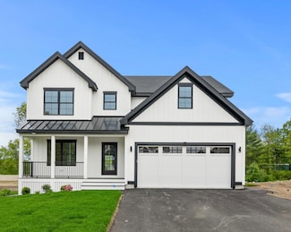 5 Lily Ln, Londonderry, NH 03053