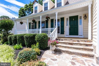 13670 S Springs Dr, Clifton, VA 20124