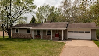 N2757 Shadow Rd, Waupaca, WI 54981