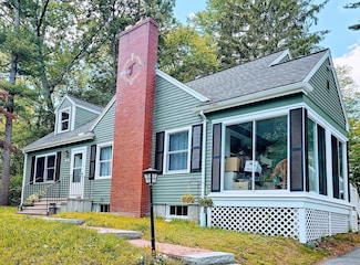 121 Mill St, Hopedale, MA 01747