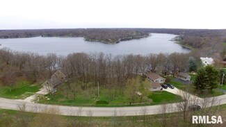 8068 Oak Run Dr, Dahinda, IL 61428