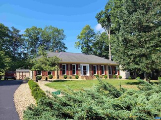 239 Jefferson Dr, Palmyra, VA 22963