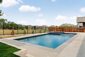261 Double L Dr, Dripping Springs, TX 78620