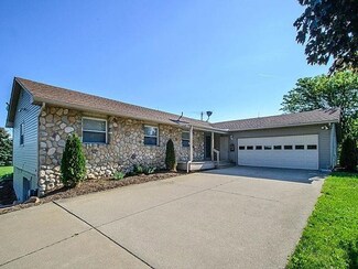 12668 E Pleasant Lake Rd, Manchester, MI 48158