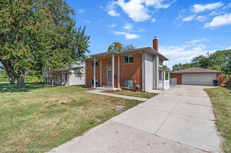 34134 Dequindre Rd, Sterling Heights, MI 48310