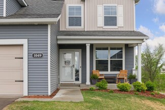 1049 Fabel Ln, Waconia, MN 55387