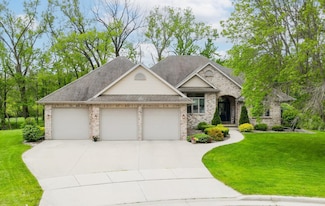 1091 Golfview Dr, Brillion, WI 54110