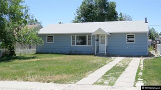 1219 Clark St, Thermopolis, WY 82443