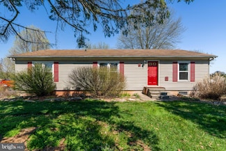 461 Shelleys Ln, Etters, PA 17319