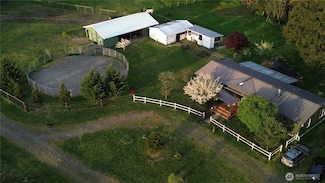 38 Ames Ln, Oakville, WA 98568