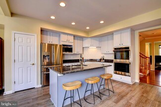 42494 Legacy Park Dr, Ashburn, VA 20148